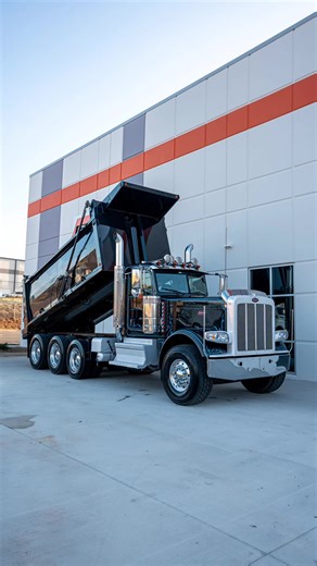 2022 Peterbilt 389 Dump Truck / Stock #5208 605 HP Cummins X15 Manual 18 Speed Transmission Air Trac Suspension Full Locking Rears Dual Stacks Dual Breathers Hydraulic Tarp #trucking #heavyhaul #truckinglife #bigrig