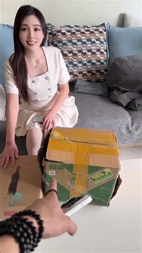 Her brother asked her to pick up his SHEIN order!! #shorts #viral