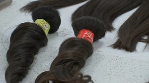 Thieves pose as customers, steal $1K worth of luxury hair in north Houston, shop manager says