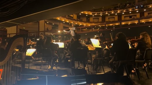 𝐅𝐞𝐥𝐢𝐱 𝐉𝐚𝐫𝐫𝐚𝐫 on Instagram: "ℂ𝕠𝕟𝕕𝕦𝕔𝕥𝕚𝕟𝕘 𝕋𝕙𝕖 𝕊𝕥𝕒𝕣-𝕊𝕡𝕒𝕟𝕘𝕝𝕖𝕕 𝔹𝕒𝕟𝕟𝕖𝕣 𝕒𝕥 𝕥𝕙𝕖 𝔽𝔾𝕆 𝔻𝕣𝕖𝕤𝕤 ℝ𝕖𝕙𝕖𝕒𝕣𝕤𝕒𝕝 🎵 I lead the Florida Grand Opera orchestra through our national anthem! Last night, I conducted The Star-Spangled Banner before the final dress rehearsal of Silent Night by Kevin Puts and Mark Campbell at the @arshtcenter. 1000 local students sang along with incredible energy! 🔥 I’m thrilled to serve as FGO’s Assistant Conductor and Orchestra 