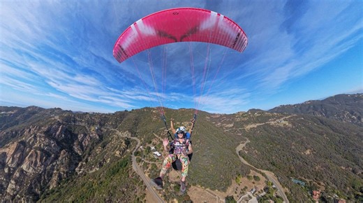 Beautiful Paraglide Flight in Malibu, California