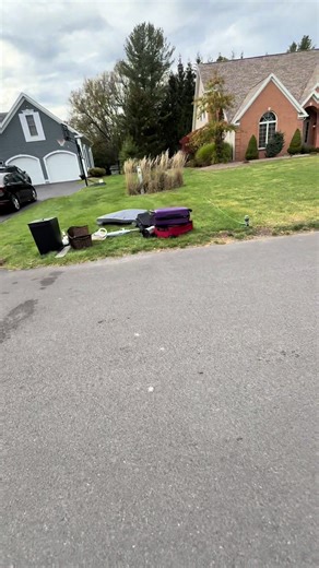 My Dumpster Diving Experience: Spring Clean Finds