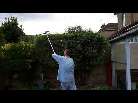 Lidl's Long Reach Hedge Trimmer. Part 2 (Review/Product Demonstration).