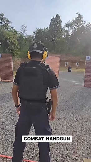 COMBAT HANDGUN | DiGi ARt