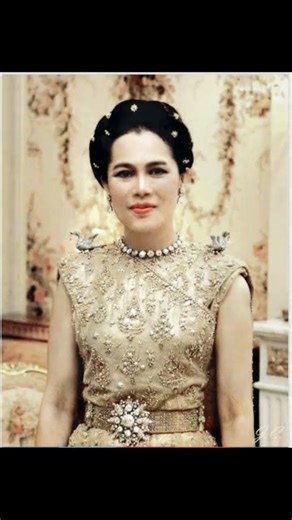 💔🙏#ในหลวงรัชกาลที่ 9 พระพันปีหลวง พระราชวงศ์จักรี คิดถึงคนบนฟ้า คนไทยต้องรักกัน💔🙏