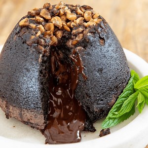 5.1K views |  WOOLWORTHS Is Putting AUSSIE INGREDIENTS On Show In Their New CHRISTMAS DESSERT RANGE!  Hit the link to check out the whole range  https://whereto.link/25851 | Where To Sydney | Facebook