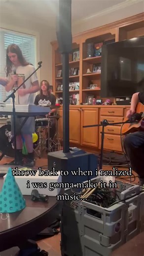 @sarah the camera man @♫⃠ Sawball❔ the drummer @♫⃠ Caleb 7\\ the guitarit @mice the atendee