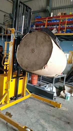 Paper reel Handling stacker