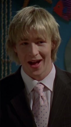 Lewis asked out both of them?! 😱👗 | H2O - Just add water!