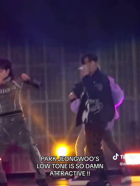 #jeongwoo [ctto; uensbe]