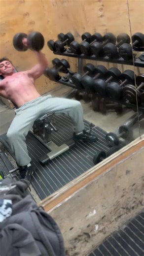 Cheeky Gym Clips: Chest Day Highlights