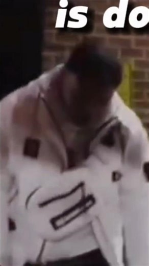 😂😂 Remember when twork clowned swamps boots #battlerap