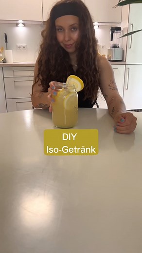 Isotonische Getränke geben uns den Boost! 😎 #REWE #Rezept #IsoGetränk #DIY #Sommergetränk #schnellzubereitet | REWE