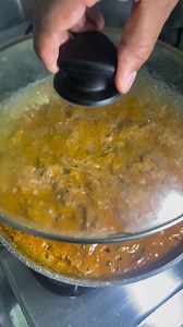 La mejor receta de carne desmechada queda ¡DELICIOSA!Sígueme para disfrutar de más recetas.Ingredientes:1 libra de carne (falda)2 dientes de ajo 🧄 1 cebolla 🧅 1 pimenton 1 zanahoria 🥕 2 cucharadas de mostaza 2 cucharadas de salsa de soja1 cucharada de pasta de tomate 🍅 Sal, pimienta, laurel y ajo en polvo al gusto.#receta #recetas #carnedesmechada #carne #recetascaseras #recetasfaciles #cocina #reels #colombia | Hermes Camacho