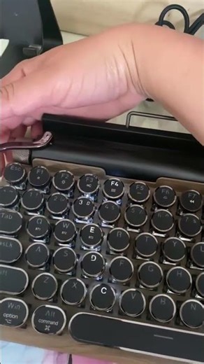 Taiahiro Retro Typewriter Keyboard Wireless, Mechanical Gaming Vintage Keyboard 83-Key Blue Switches