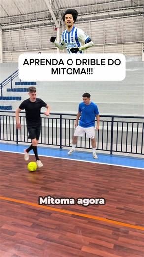 Drible do Mitoma: como executar o passo a passo no futsal
