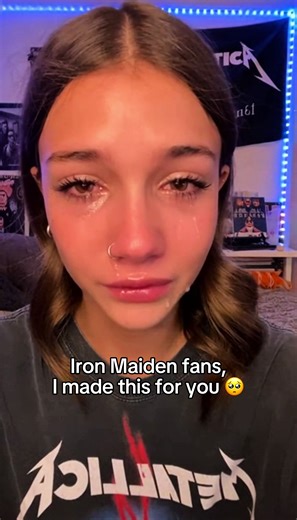 Would anyone buy my blankets?🥺🙏 #ironmade #metalheads #metallica #blankets #handmade