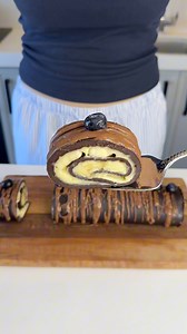 592K views · 10K reactions | Rulo Pasta / Roll Cake #sudeerdogan #cake | Sude Erdoğan | Facebook