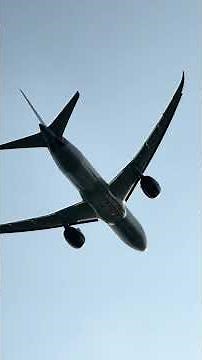 Stunning Dreamliner Slo Mo Takeoff Into the Sun #787-9