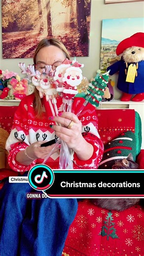 ✨ CHRISTMAS DECORATION HAUL ✨ Listen… I genuinely thought I was done decorating and then TikTok Shop said “one last hit” like I’m the crack raccoon of festive chaos… and here we are. If you’re decorating this weekend and need a little dopamine boost, here’s what I found: 🎄 Solar pathway lights – these are for the people who want their front garden to whisper “festive and approachable,” not “crime documentary location.” They light up on their own because I’m not going outside after 4pm. 🕯️ Vint