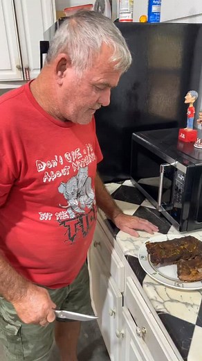 The Rib Master | Chad Horne