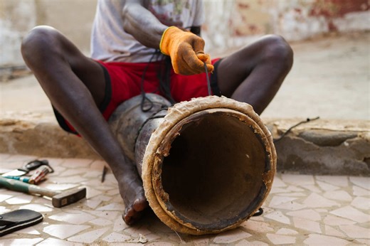 Fabriquez votre propre djembé au Sénégal