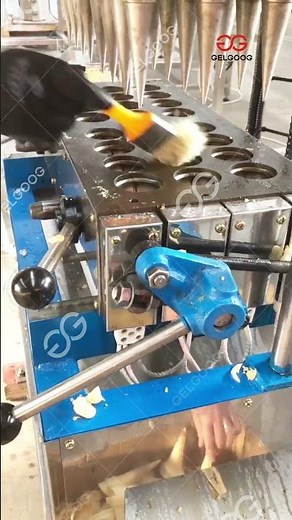 Processus de fabrication de cornets de crème glacée avec machine