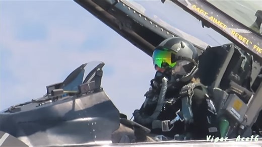 What happens when an F-16 Viper flies at full force