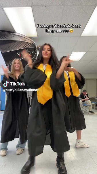 Learn Fun Kpop Dances with Friends | Dance Trends & Tutorials