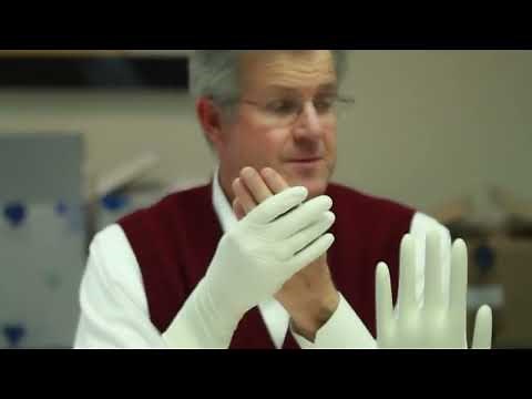 Cleanroom Gloves: Which Construction is Best – PVC, Latex, or Nitrile?