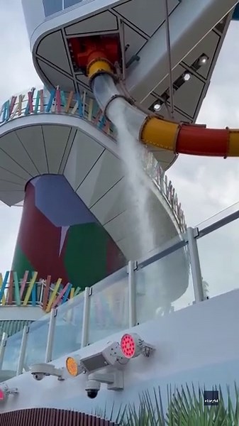 'Stop the Slide': Passengers Cry Out in Horror After Panel Breaks Off Cruise Ship Water Slide