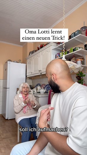 309K views · 3.5K reactions | Na welche Tipps und Tricks habt ihr so parat? #pflegedienst #altenpflege #oma #patient #arbeit #humor #lustig #lernen #lifehacks #freundschaft #comedy #lustig #lieblingsmensch #herzensmensch #pflegekräfte #ausbildung | Rashid Hamid | Facebook