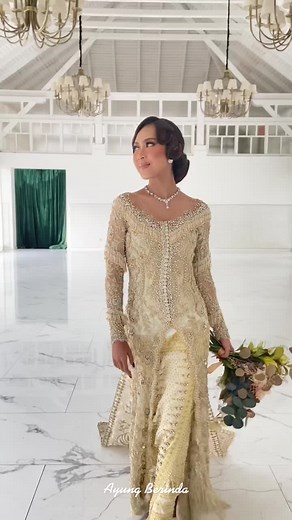 Stunning Gold Kebaya for Brides | Ayung Berinda