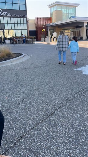 Rustica Bakery & Café absolutely hit it out of the park. Some of the best bakery items I’ve had in Minneapolis — hands down. The coffee was smooth, rich, and really well done. Definitely one of my favorite spots (and one of my favorite videos). The kids got a kick out of watching me chug my cortado since we were on a tight schedule — worth the watch for that alone. | Dahlia’s Coffee Co.