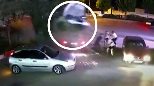 Car goes airborne in dramatic car wash crash
