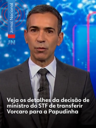 Ex-banqueiro preso - O ministro André Mendonça, do Supremo Tribunal Federal (STF), determinou nesta quinta-feira (25) a transferência, no prazo de 24 horas, do ex-banqueiro Daniel Vorcaro, do Master, para uma cela na Papudinha, no Complexo da Papuda. Vorcaro está preso na Superintendência da Polícia Federal em Brasília (DF) desde março deste ano. Ele foi autorizado a ficar no local para ter maior interação com os advogados enquanto negociava um acordo de delação premiada com a Polícia Federal e
