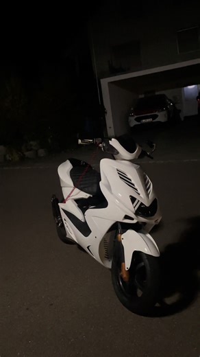 Yamaha Aerox 50cc: The Ultimate 2-Stroke Scooter