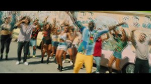 274K views · 3.3K reactions | Don't miss the premiere of AKON ft. Becky G’s new song, #ComoNo all day TOMORROW starting at 6am on MTVU and MTV Live! ✨ | MTV | Facebook