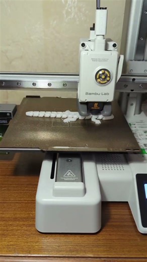 3d print (lizard) #3dprinterupgrade #3dprinting #machine #fyp