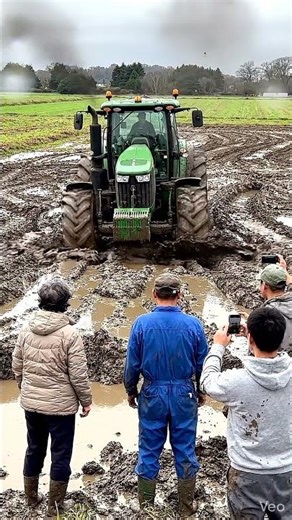 Tractor Barely Escapes a Deep Mud Pit! 💥 Will It Make It Through?