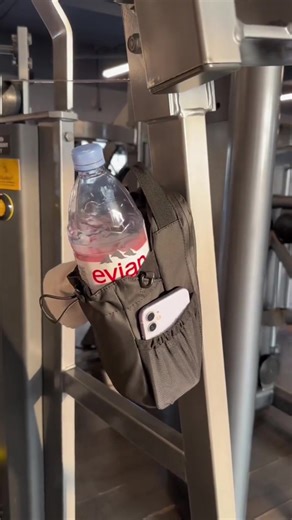 Magnetic Bottle Bag for Convenient Gym Storage