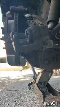 2014 Infiniti QX60 V6 3.5L - Rear Right (Passenger) Brake Pads replacement.