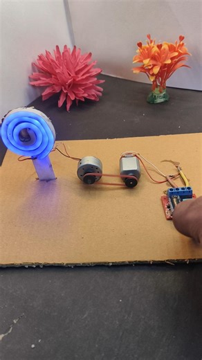 DC moter ! simple project with cardboard ?