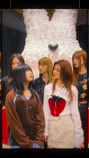 OMG! NU JEANS 🐰🎂 #NewJeans #뉴진스 #NewJeans_OMG #NewJeans_Ditto #NewJeans_of_Winter