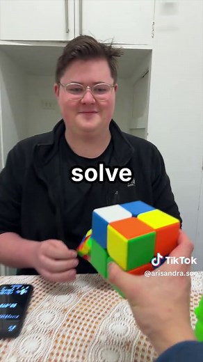 Mastering the 2x2 Rubik's Cube: Tips and Tricks
