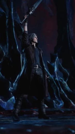 DMC5 - woman's using sparda? 🤔