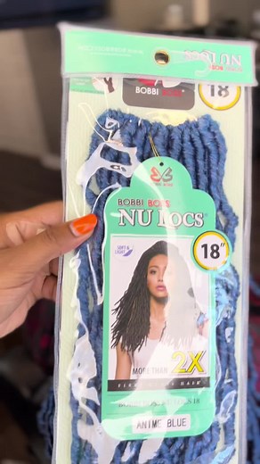 Can’t find the springs twist hair to match the color?#bluelocs #fauxlocs #minilocs #keetstylz #hairfold #foldinghair #fauxmicrolocs #bluesoftlocs