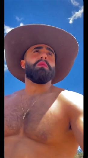 Adonisarchive (@adonisarchive19)’s videos with sonido original - Adonisarchive