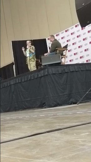 Squidward voice actor Rodger Bumpass explaining how he came up with Squidward's laugh #spongebob