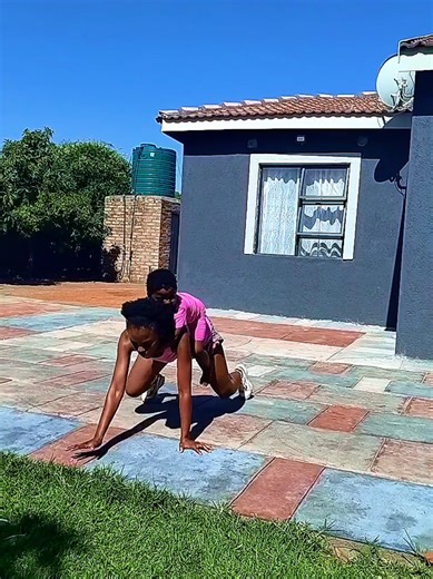 Including my mini in my workouts isn’t just about fitness — it’s our bonding time. We laugh, we wobble, we try again… and we have the best fun doing it together. Healthy habits start at home, and I love that she learns through watching me show up. #momandmini #activemom #fyp #momtok #workoutwithkids